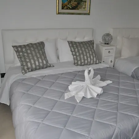 Villa Aurora B&B-2